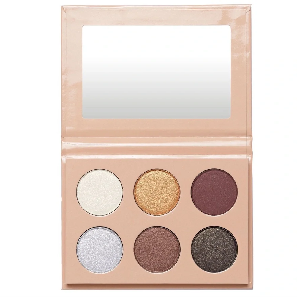 KKW Beauty Glitz & Glam Eyeshadow Palette